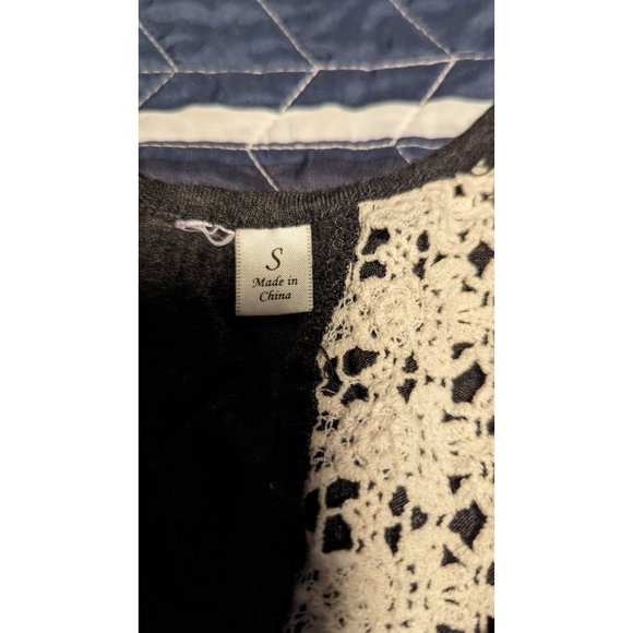 Stony Apparel Sz S Rayon Blend Gray Soft Crossover Back Tank with Lace Edging - Picture 5 of 9